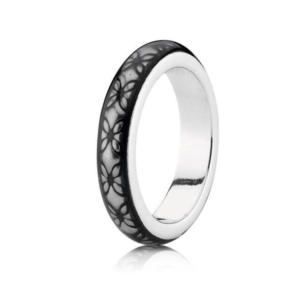 Silver ring with grey enamel