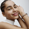 PNGTRPNT_Q324_E_PDP_MODEL_STYLED_16_1x1_RGB-1-1.png