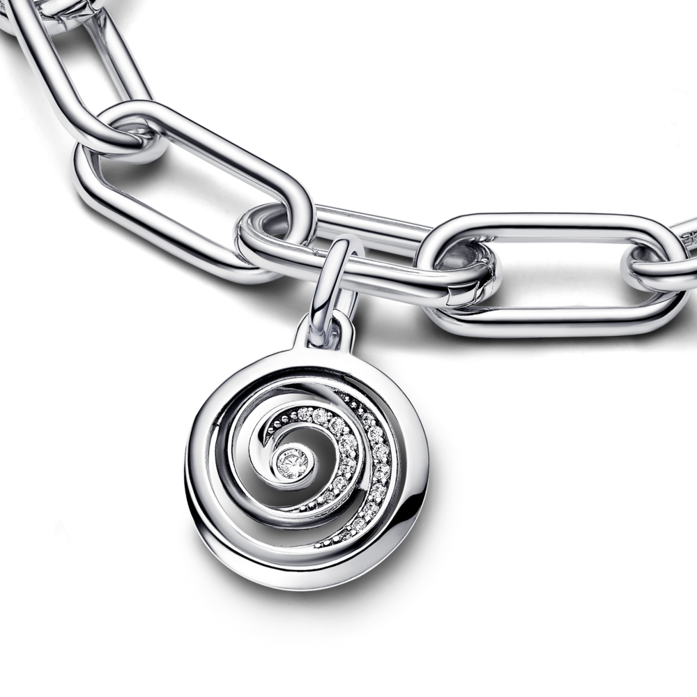 793046C01_V3_1762249899550