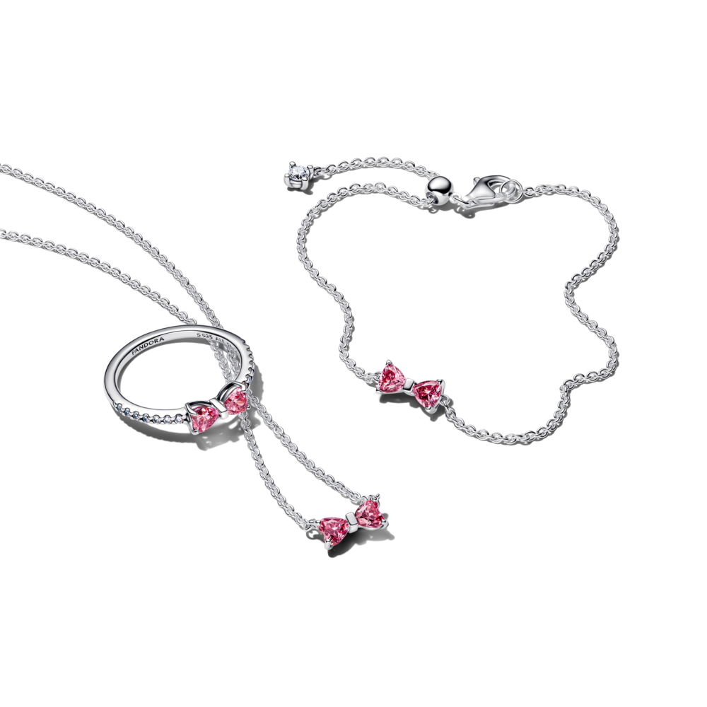 PNGTRPNT_2025Q4G_collection_timeless_go_ac_tp_styledset_03_RGB (1)